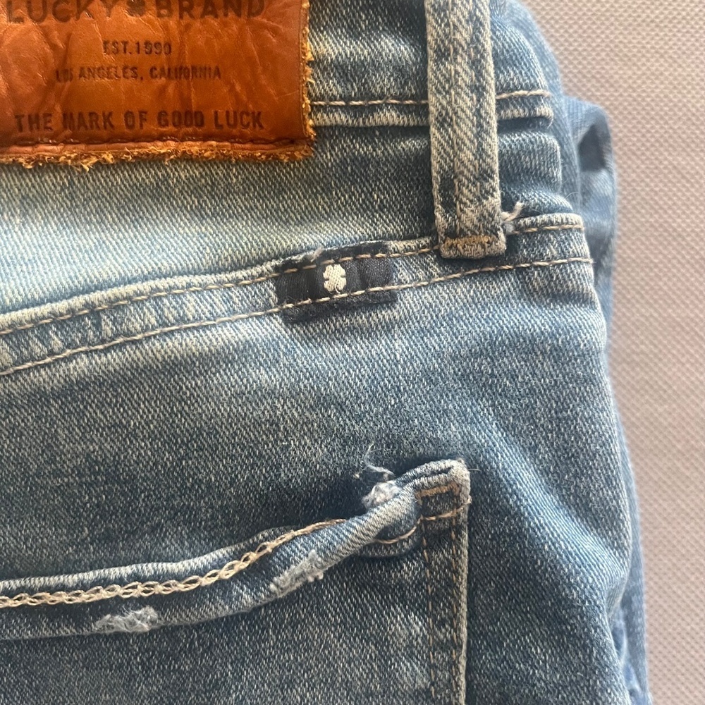 Lucky Brand Denim Light Wash Blue Jeans Brooke Crop Size 8/29 Woman’s Pants - Picture 9 of 9